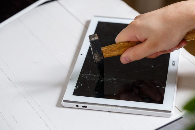 Tablet & Smartphone Repair